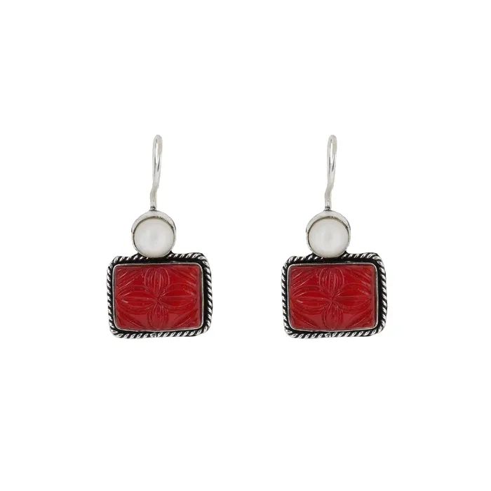Teejh Earrings Teejh Diti Maroon Stone Pearl Earrings Teejh Earrings Teejh Diti Maroon Stone Pearl Earrings