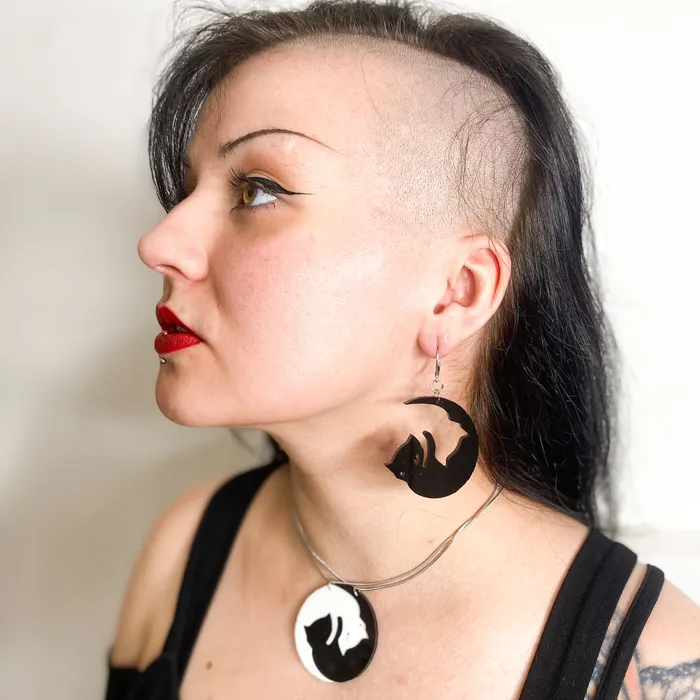VincaUSA Earrings Emily The Strange Yin Yang Cat Mismatched XL Ear Hooks