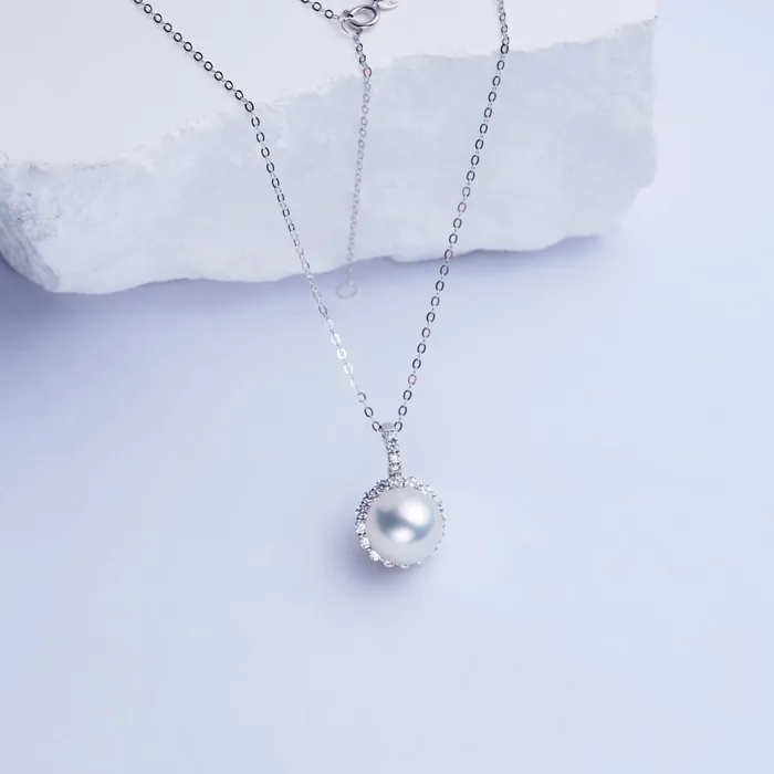 Necklaces Pearly Lustre 18K Solid Gold Australian White South Sea Pearl Necklace KN00230