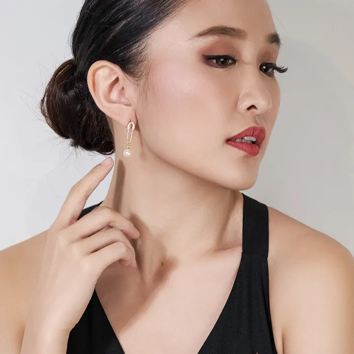 New Yorker Freshwater Pearl Earrings WE00408 Pearly Lustre Earrings