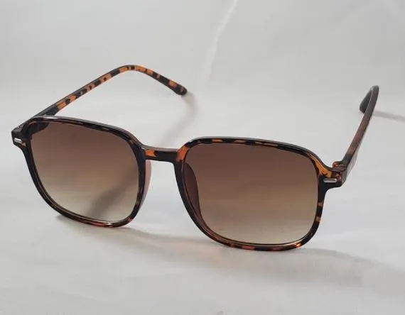 POLLY S156 Leopard Frame Fashion Sunglasses Earrings