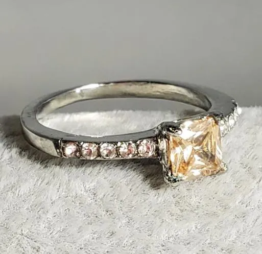 Rings alice R703 Silver Champagne Gem Rhinestone Ring