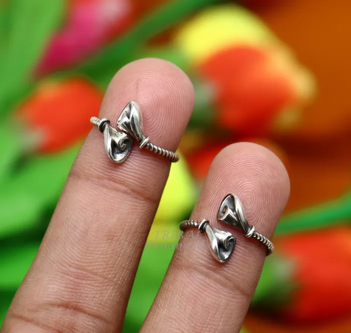 Rings TRIBAL ORNAMENTS Brides jewelry 925 sterling silver handcrafted unique design vintage ethnic design toe ring for girls womens ethnic tribal jewelry ytr29 Rings TRIBAL ORNAMENTS Brides jewelry 925 sterling silver handcrafted unique design vintage ethnic design toe ring for girls womens ethnic tribal jewelry ytr29