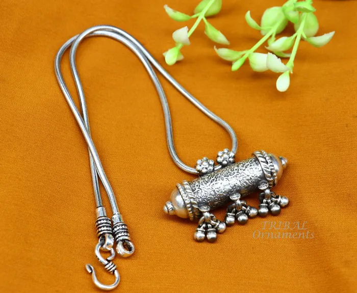 TRIBAL ORNAMENTS Necklaces Vintage Antique design 925 Sterling silver handmade gorgeous amulet pendant oxidized belly dance jewelry Rajasthan India nsp489 TRIBAL ORNAMENTS Necklaces Vintage Antique design 925 Sterling silver handmade gorgeous amulet pendant oxidized belly dance jewelry Rajasthan India nsp489
