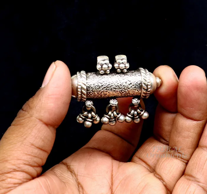 TRIBAL ORNAMENTS Necklaces Vintage Antique design 925 Sterling silver handmade gorgeous amulet pendant oxidized belly dance jewelry Rajasthan India nsp489 TRIBAL ORNAMENTS Necklaces Vintage Antique design 925 Sterling silver handmade gorgeous amulet pendant oxidized belly dance jewelry Rajasthan India nsp489