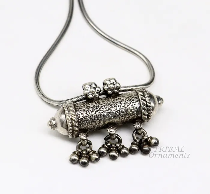 TRIBAL ORNAMENTS Necklaces Vintage Antique design 925 Sterling silver handmade gorgeous amulet pendant oxidized belly dance jewelry Rajasthan India nsp489 TRIBAL ORNAMENTS Necklaces Vintage Antique design 925 Sterling silver handmade gorgeous amulet pendant oxidized belly dance jewelry Rajasthan India nsp489