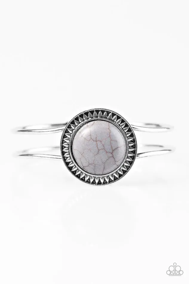 Bracelets Paparazzi Jewelry Paparazzi Bracelet In DUNE With The Times Silver