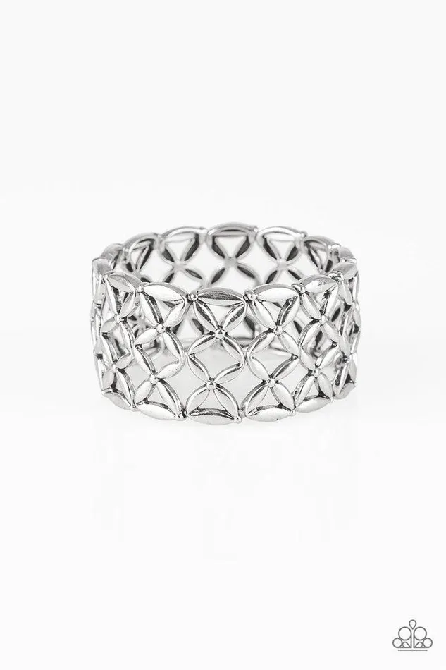 Bracelets Paparazzi Jewelry Paparazzi Bracelet The Big BLOOM Silver