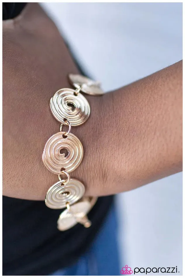 Bracelets Paparazzi Jewelry Paparazzi Bracelet The DISCovery Of A Lifetime Gold