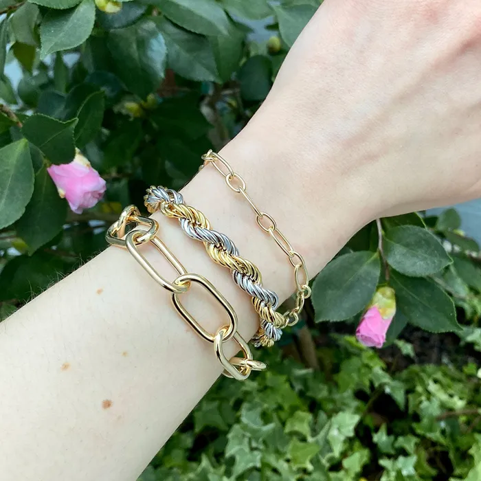 Croghans Bracelets 14K Yellow Gold Italian Oblong Oval Link Bracelet