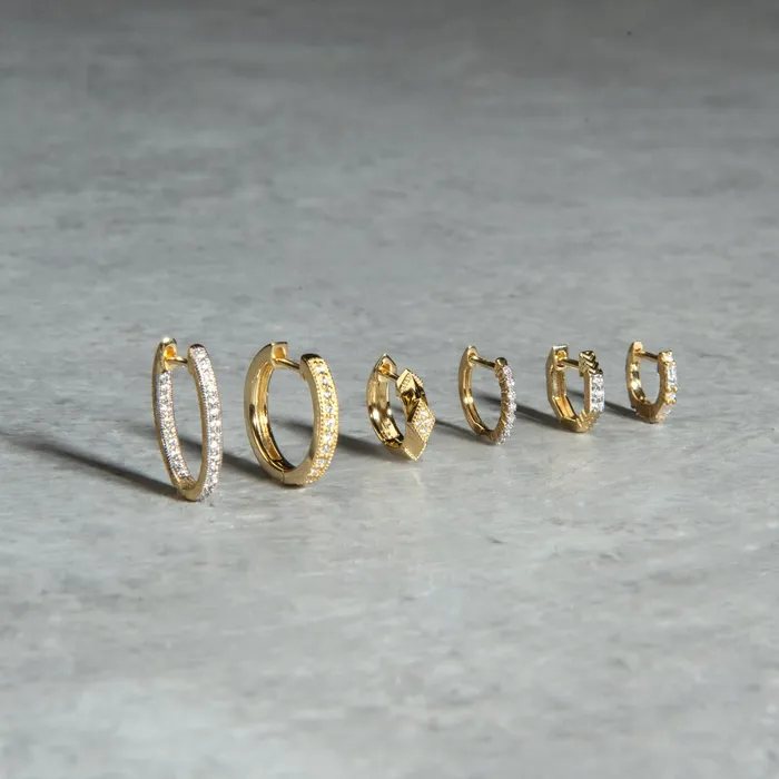 Earrings Jude Frances Delicate Small Oval Hoop Earrings Jude Frances