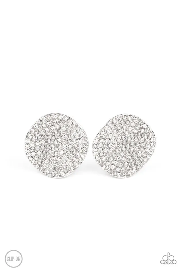 Earrings Paparazzi Earring Lunch at the Louvre White Paparazzi Jewelry Earrings Paparazzi Earring Lunch at the Louvre White Paparazzi Jewelry