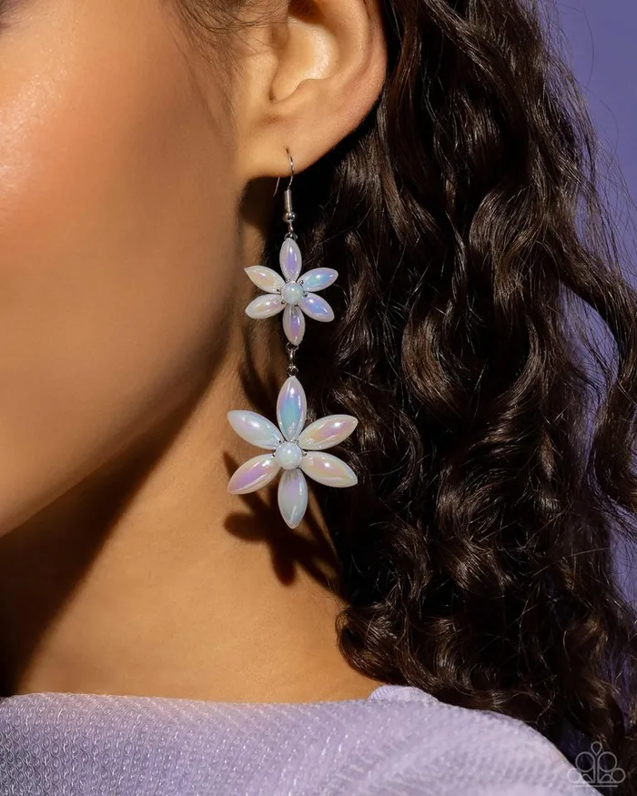 Earrings Paparazzi Earring Pearl Posy White Paparazzi Jewelry Earrings Paparazzi Earring Pearl Posy White Paparazzi Jewelry