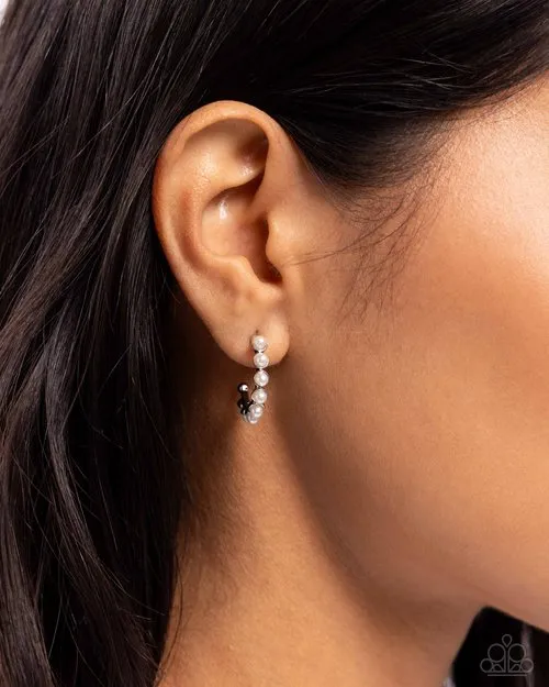Earrings Paparazzi Jewelry Paparazzi Earring Pearly Passage White