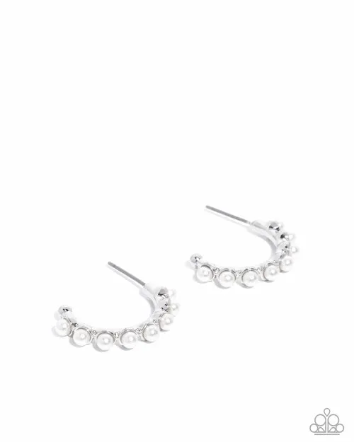 Earrings Paparazzi Jewelry Paparazzi Earring Pearly Passage White Earrings Paparazzi Jewelry Paparazzi Earring Pearly Passage White