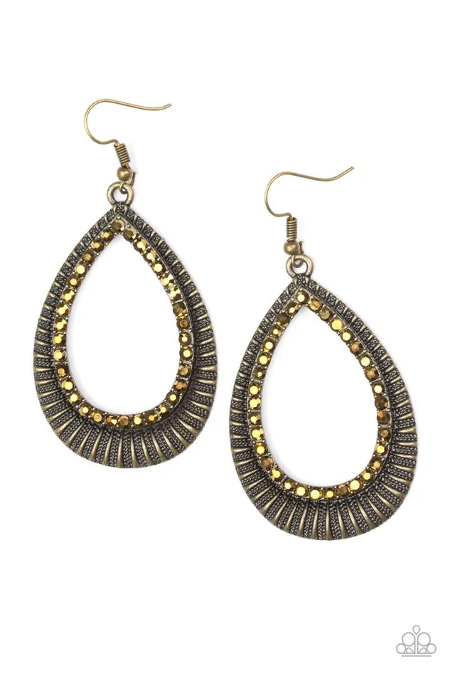 Earrings Paparazzi Jewelry Paparazzi Earring Right As REIGN Brass Earrings Paparazzi Jewelry Paparazzi Earring Right As REIGN Brass
