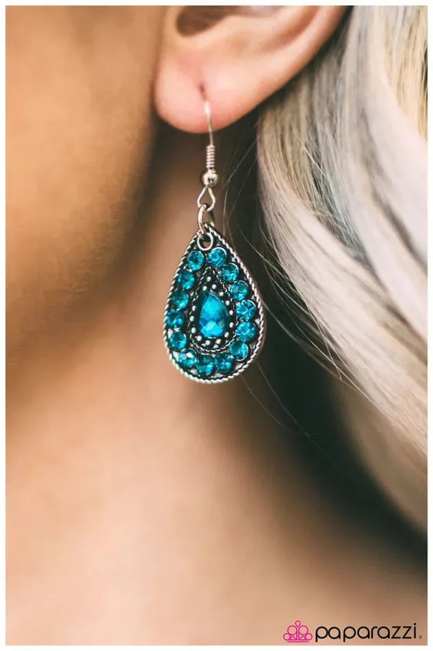 Earrings Paparazzi Jewelry Paparazzi Earring Sparkle In The Rain Blue
