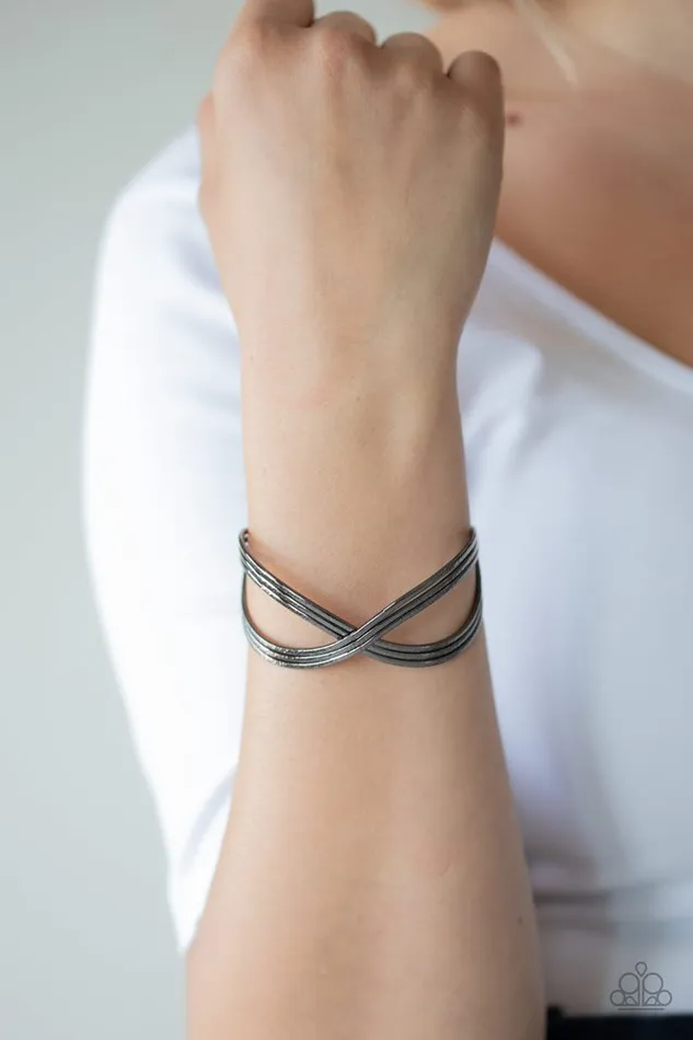 Paparazzi Bracelet Infinitely Iridescent Black Paparazzi Jewelry Bracelets