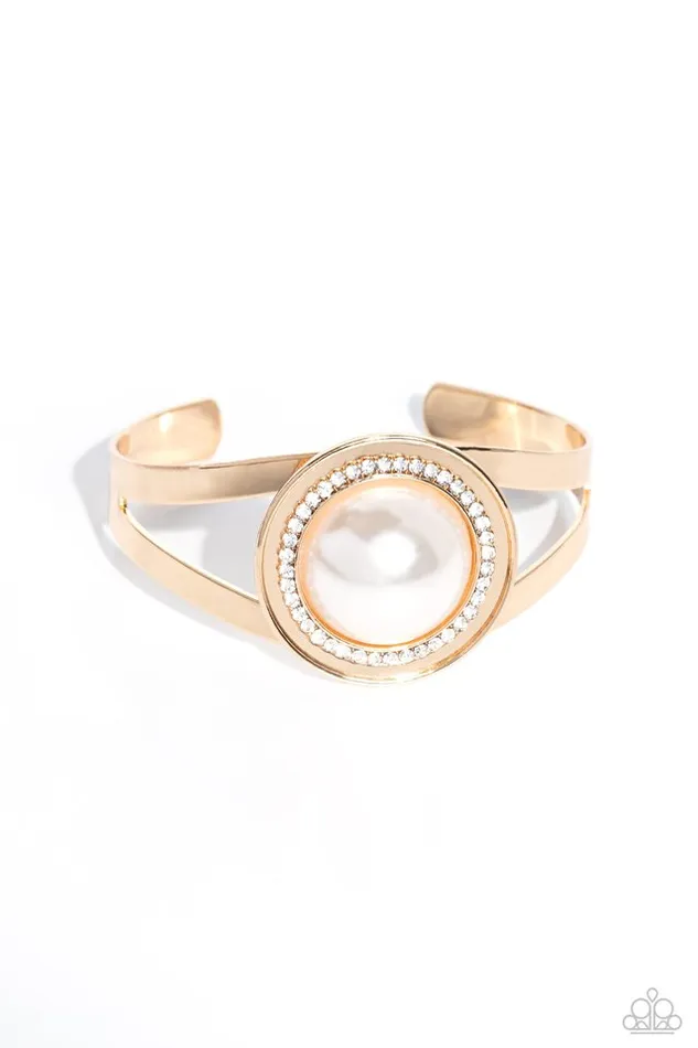Paparazzi Bracelet Put On The GLITZ Gold Paparazzi Jewelry Bracelets Paparazzi Bracelet Put On The GLITZ Gold Paparazzi Jewelry Bracelets
