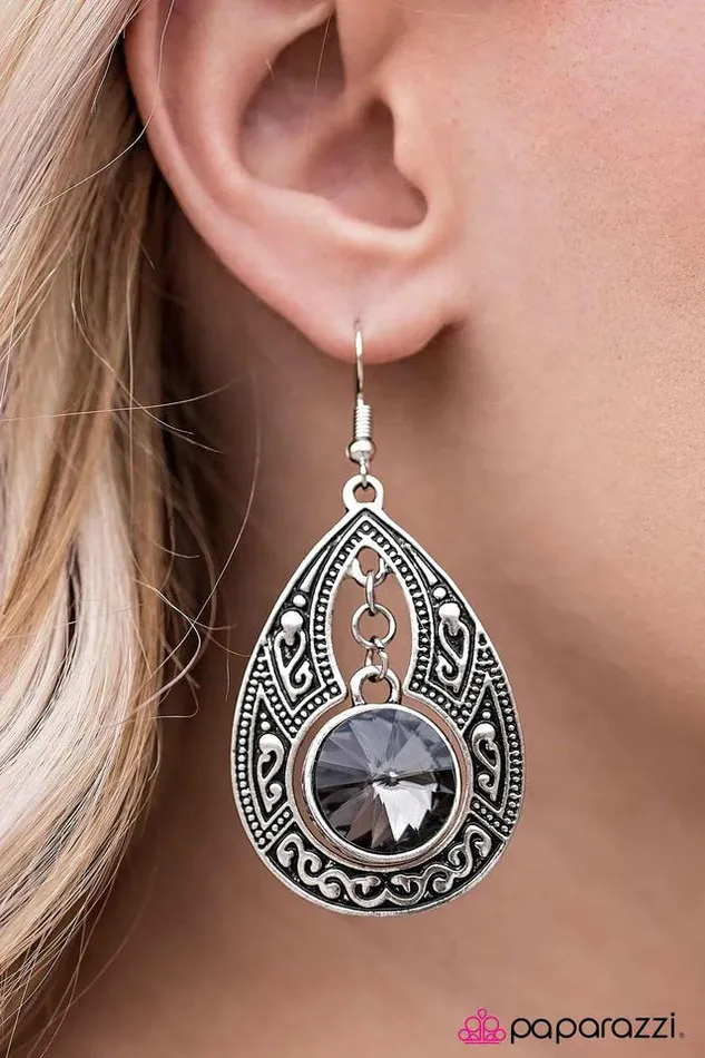 Paparazzi Earring Genie Glam Silver Paparazzi Jewelry Earrings
