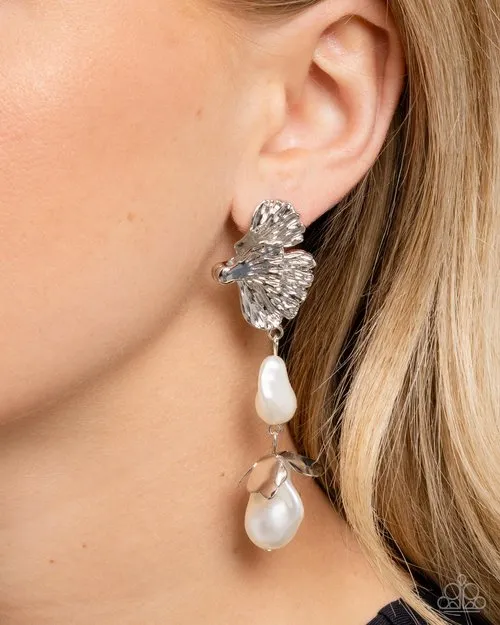 Paparazzi Earring Profound Pearls White Paparazzi Jewelry Earrings