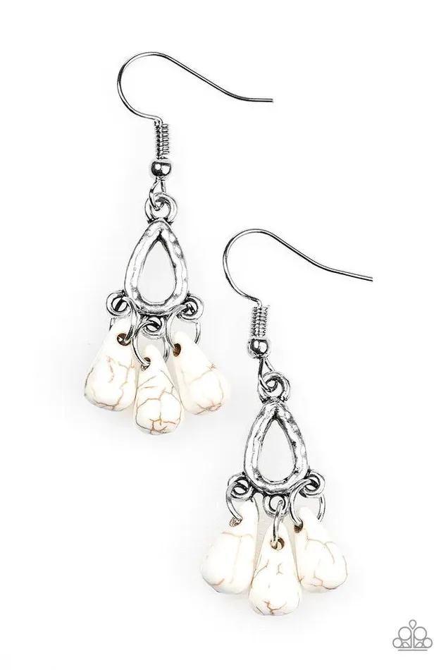 Paparazzi Earring Tropical Winds White Paparazzi Jewelry Earrings