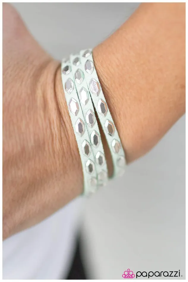 Paparazzi Jewelry Bracelets Paparazzi Bracelet Highly Explosive Black