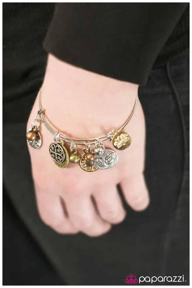 Paparazzi Jewelry Bracelets Paparazzi Bracelet Its Your Lucky Day Multi