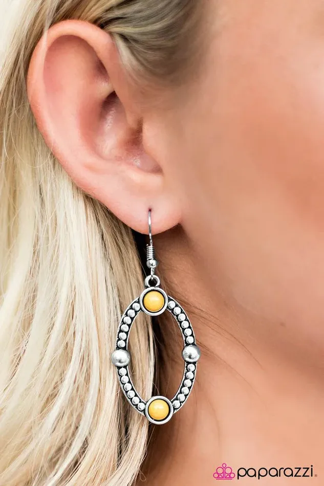 Paparazzi Jewelry Earrings Paparazzi Earring Fox Hollow Yellow