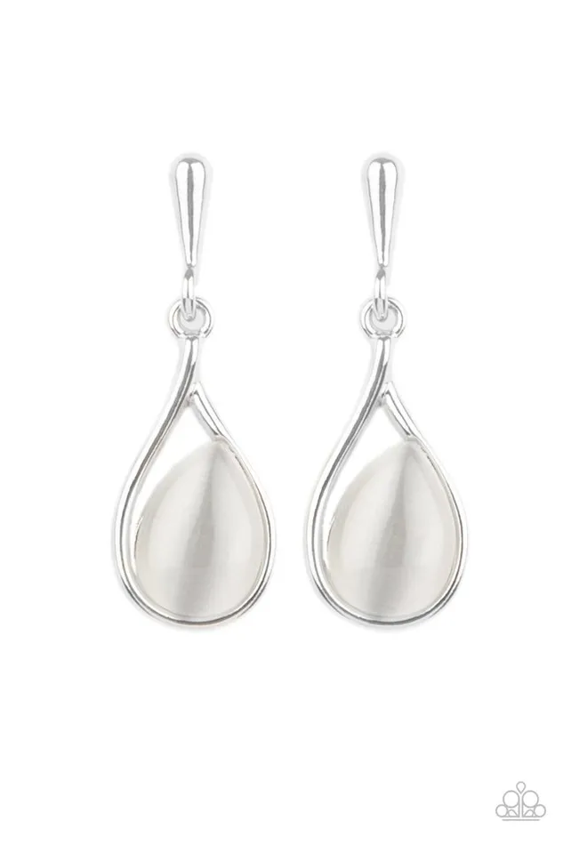 Paparazzi Jewelry Earrings Paparazzi Earring Pampered Glow Up White Paparazzi Jewelry Earrings Paparazzi Earring Pampered Glow Up White