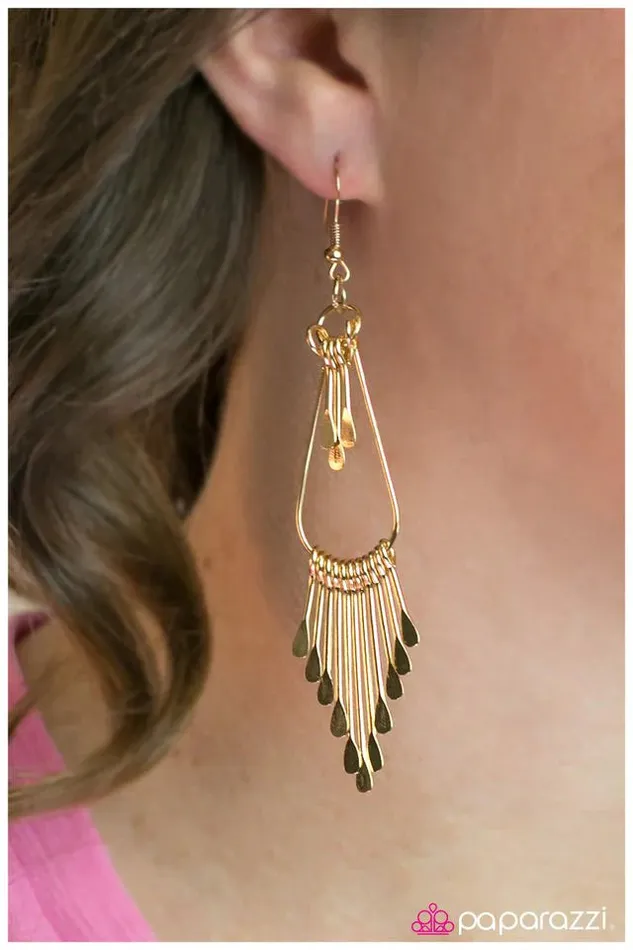 Paparazzi Jewelry Earrings Paparazzi Earring Ready OAR Not Gold