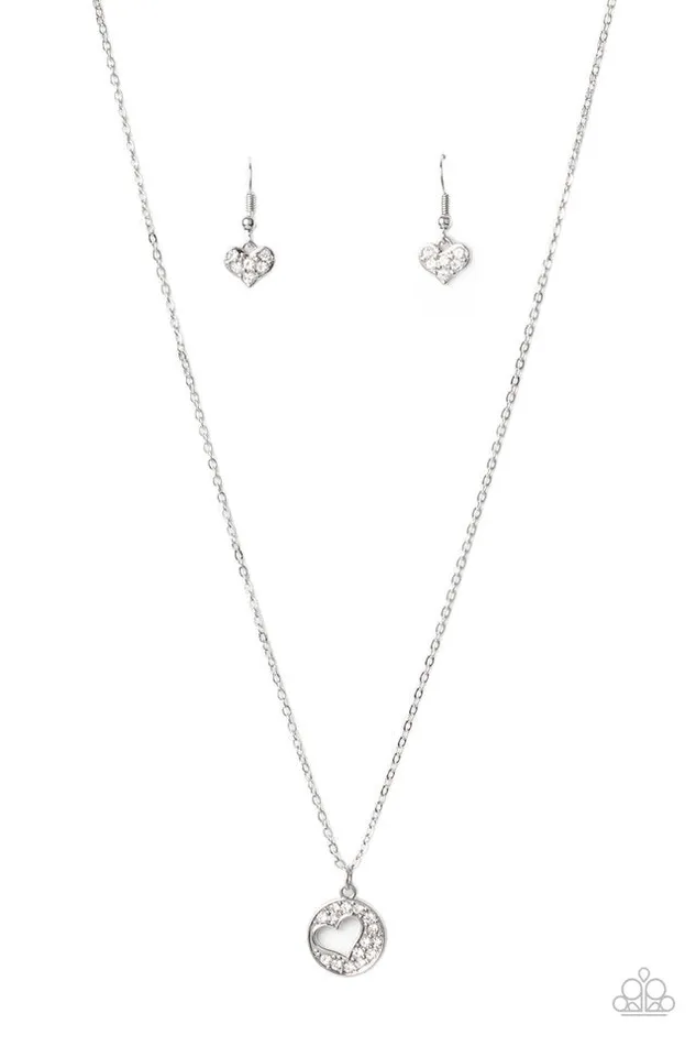 Paparazzi Jewelry Necklaces Paparazzi Necklace Bare Your Heart White Paparazzi Jewelry Necklaces Paparazzi Necklace Bare Your Heart White