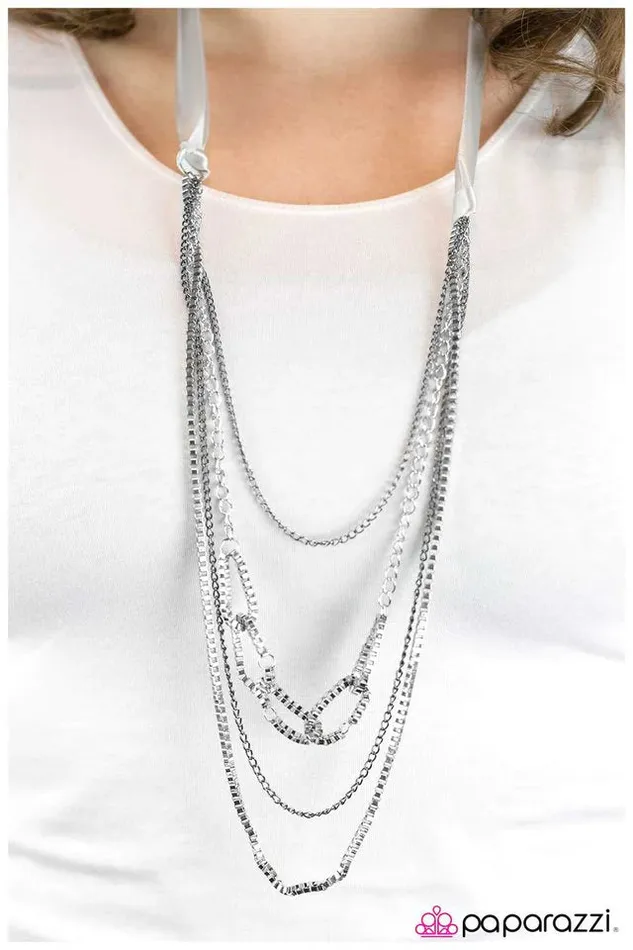 Paparazzi Jewelry Necklaces Paparazzi Necklace Delicately Dangerous Silver