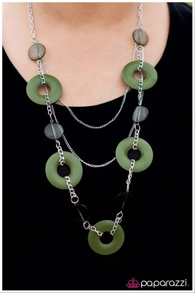 Paparazzi Jewelry Necklaces Paparazzi Necklace Going Green Green