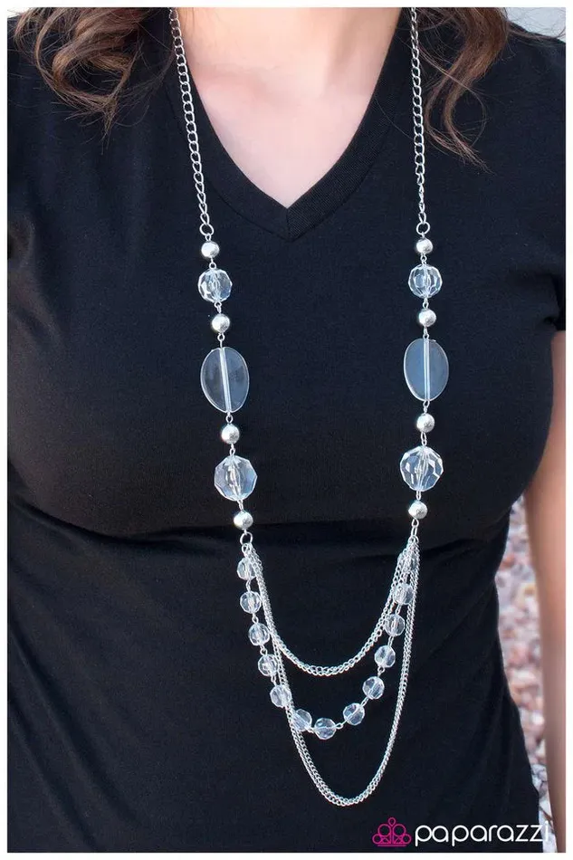 Paparazzi Jewelry Necklaces Paparazzi Necklace Keep Dreamin White