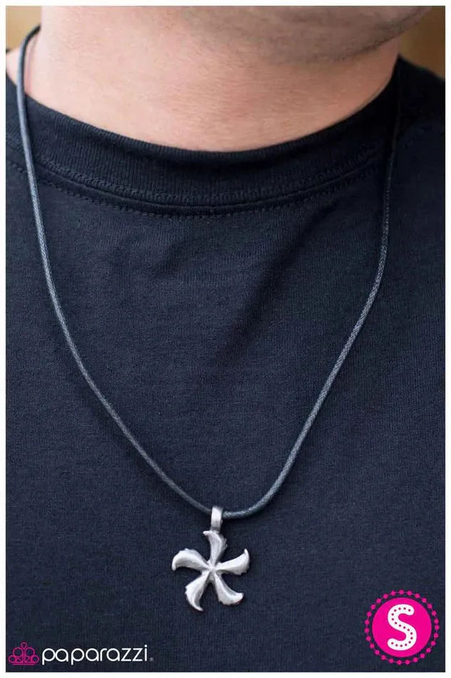 Paparazzi Jewelry Necklaces Paparazzi Necklace So Propelling Black