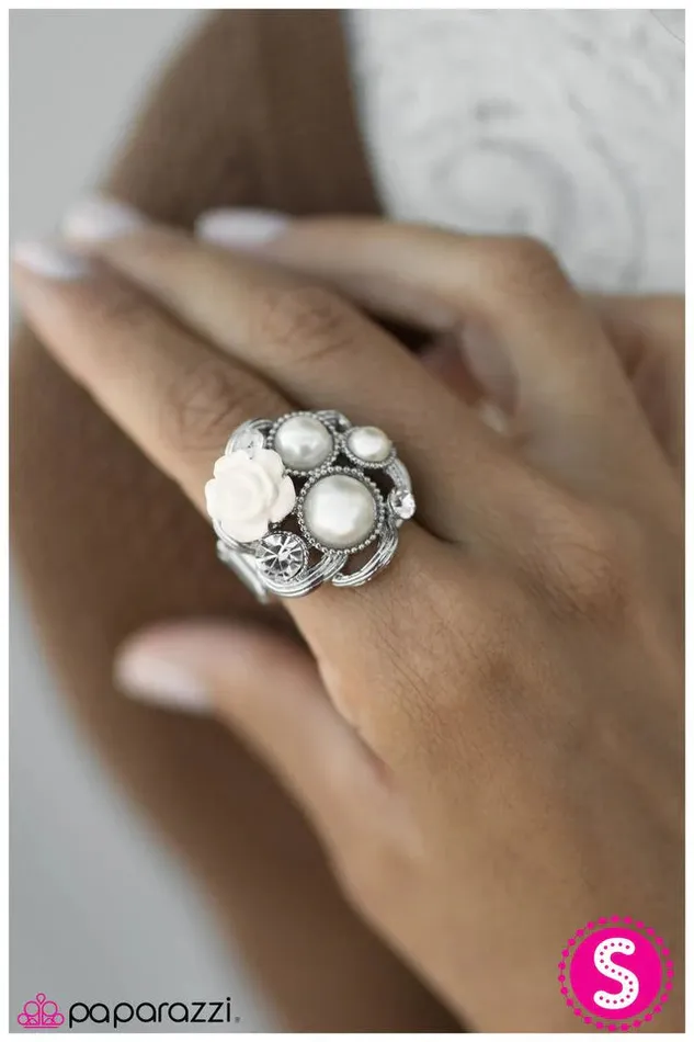 Paparazzi Jewelry Rings Paparazzi Ring Princess Charming White