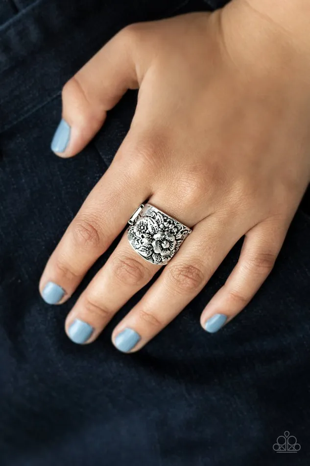 Paparazzi Jewelry Rings Paparazzi Ring Tropical Bloom Silver