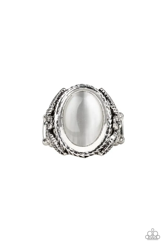 Paparazzi Ring Deep Freeze White Paparazzi Jewelry Rings Paparazzi Ring Deep Freeze White Paparazzi Jewelry Rings