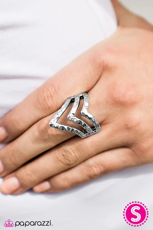 Paparazzi Ring Three Point Lineup Silver Paparazzi Jewelry Rings