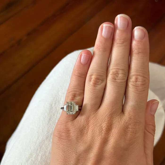 Rings Croghans 4ct EmeraldCut 51ct Trapezoid Side Diamond ThreeStone Platinum Ring
