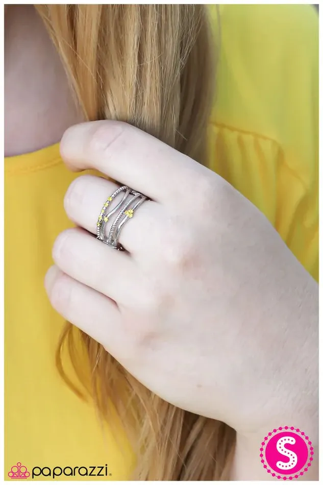 Rings Paparazzi Jewelry Paparazzi Ring A Narrow Escape Yellow