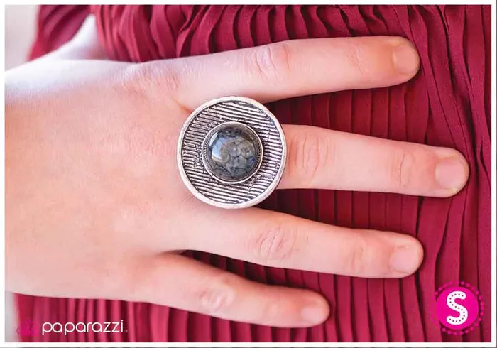 Rings Paparazzi Jewelry Paparazzi Ring This Round Is On Me Black