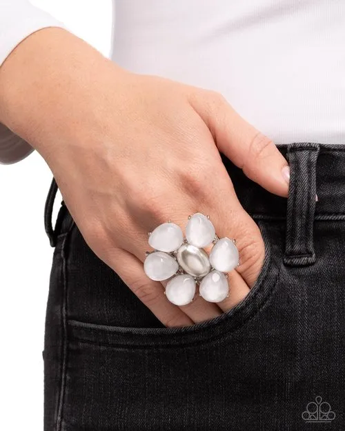 Rings Paparazzi Ring Glitter in the Air White Paparazzi Jewelry