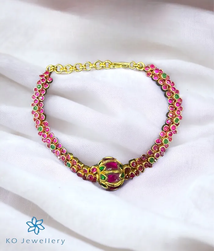 Kundan The Ichita Silver Bracelet Choker Bracelets