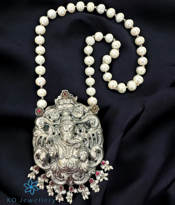 Necklaces Silversmith The Ganadevata Silver Ganesha Pearl Nakkasi Necklace