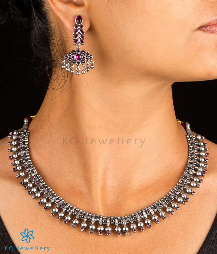 Necklaces Silversmith The Kanishtha Silver Gejje Addige Necklace Oxidised
