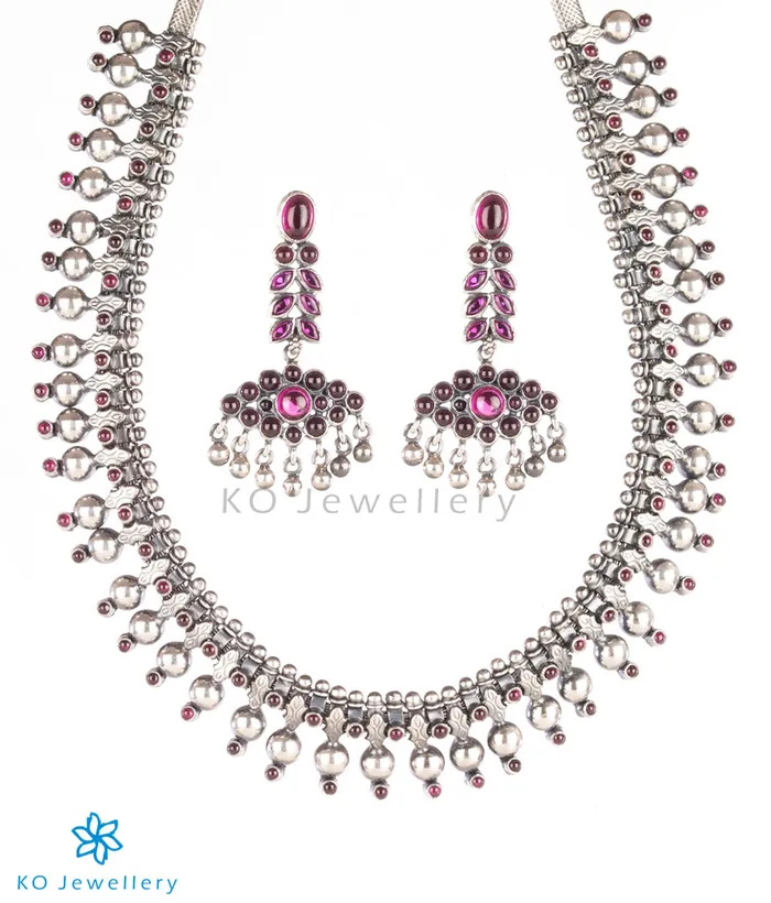 Necklaces Silversmith The Kanishtha Silver Gejje Addige Necklace Oxidised