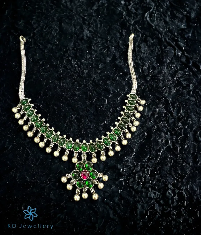 Necklaces Silversmith The Rangana Addige Silver Necklace Oxidised