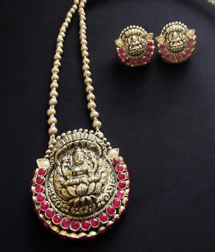Silversmith Earrings The Abhata Silver Lakshmi Kemp Necklace Earrings
